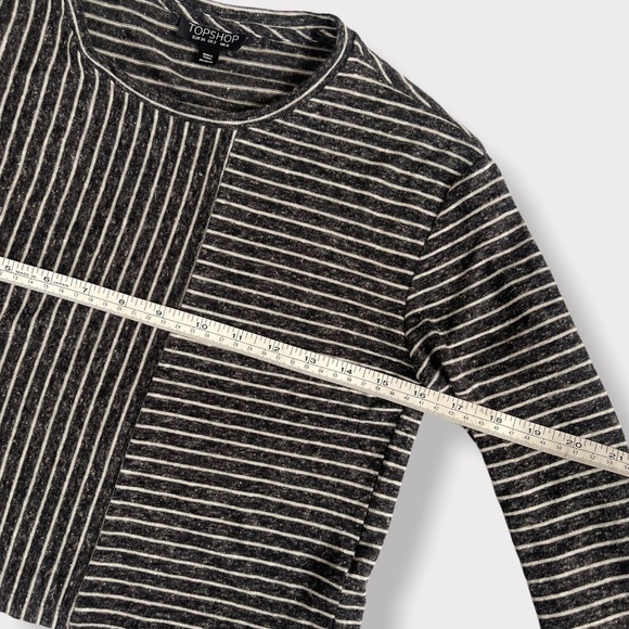 TopShop Grey Striped Cropped Top Size 2 - Picture 5 of 6